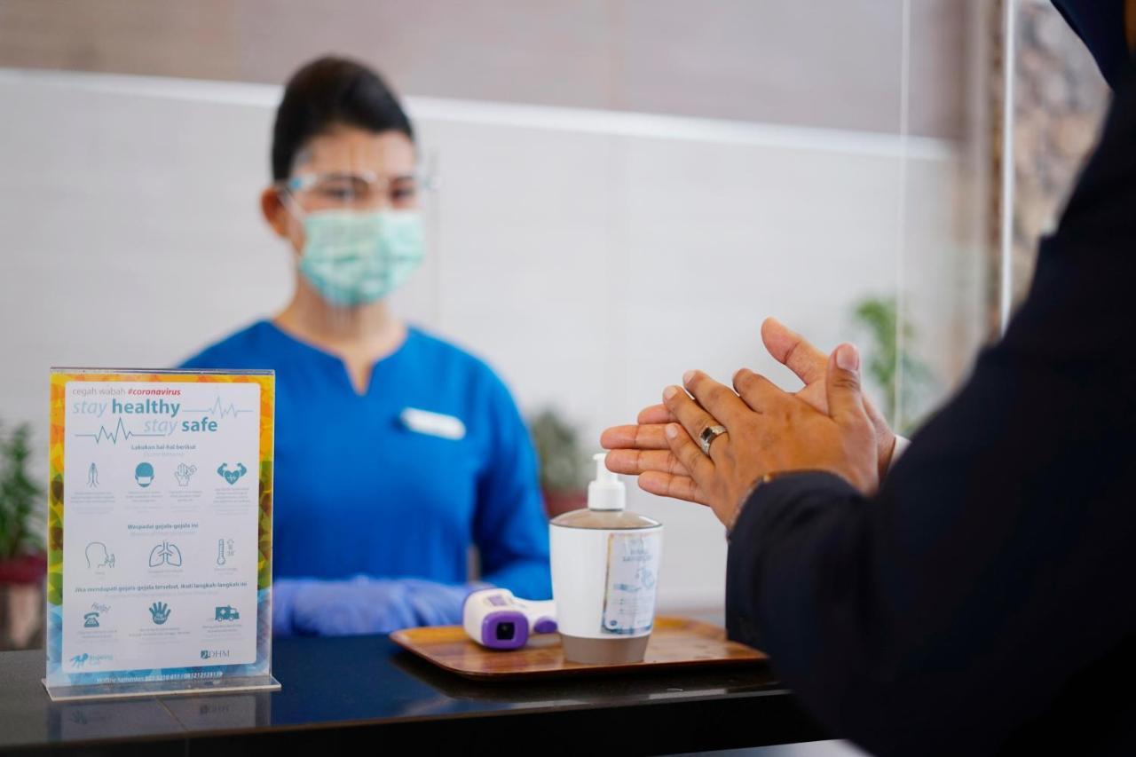 Hotel Dafam Pekanbaru Kültér fotó