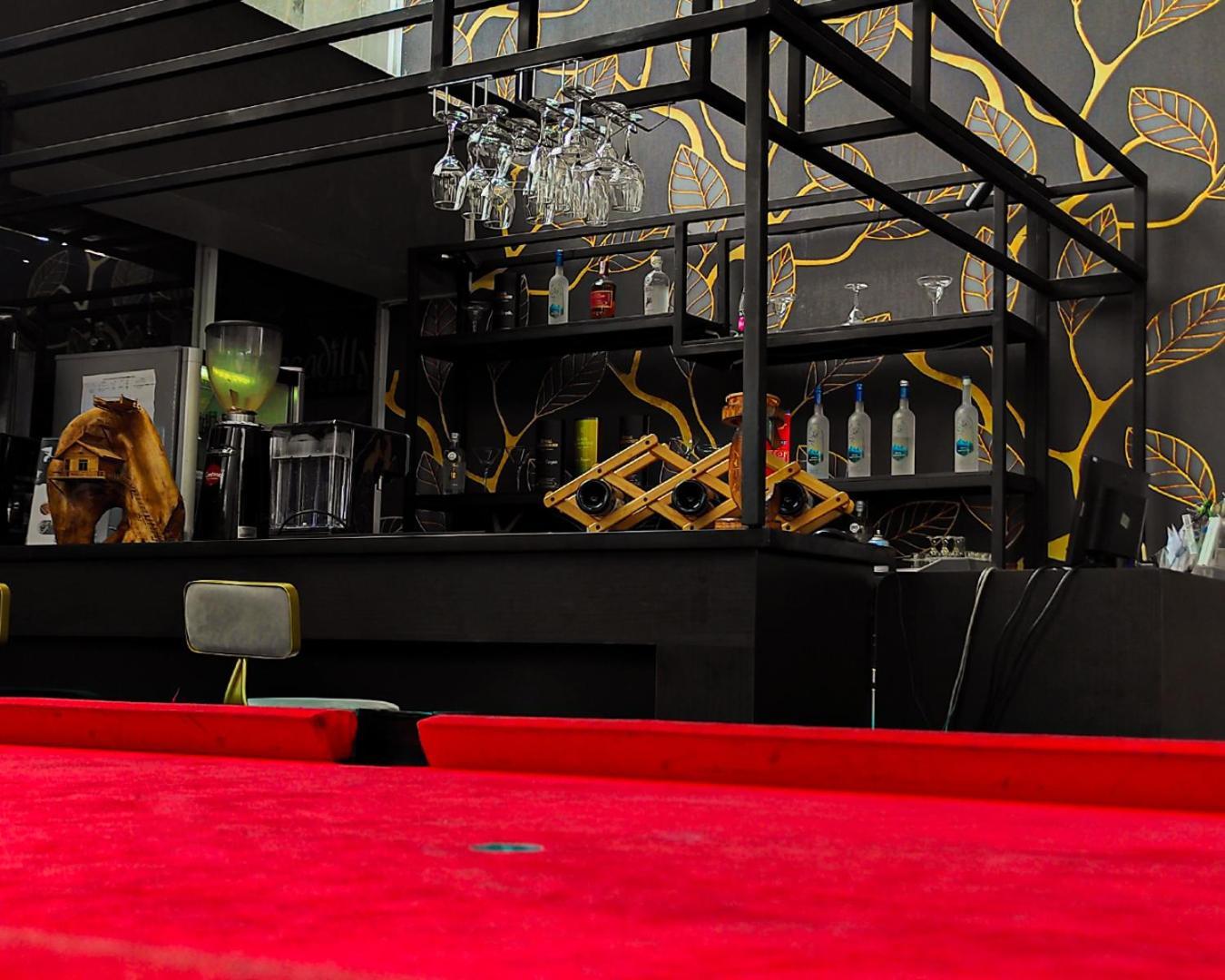 Hotel Dafam Pekanbaru Kültér fotó