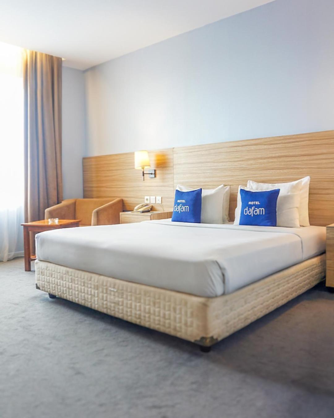 Hotel Dafam Pekanbaru Kültér fotó